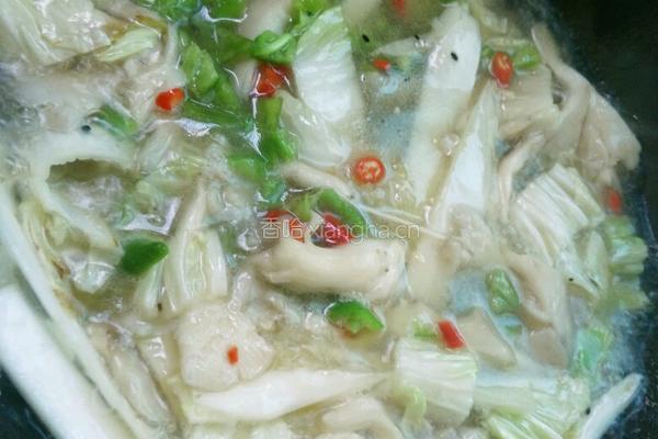 平菇白菜煮面条的做法图解10