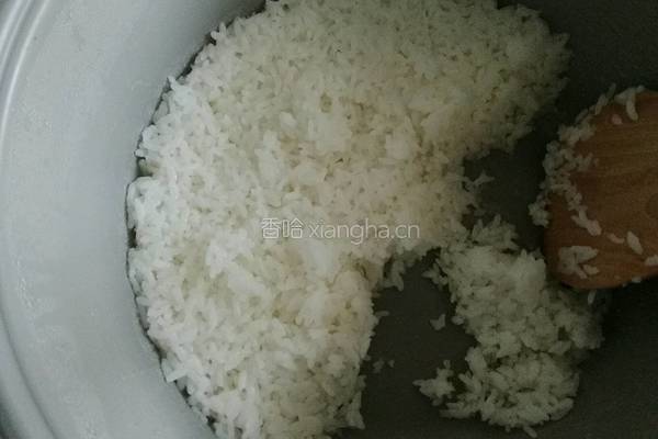 吉祥三宝炒饭的做法图解2