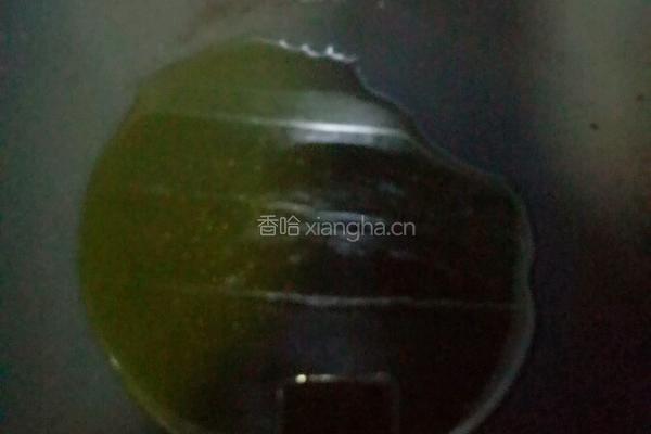 凉拌黄瓜西红柿青椒的做法图解5