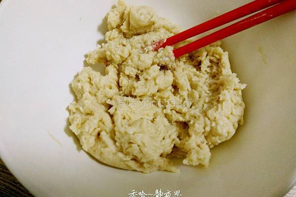 紫薯蛋黄酥的做法图解3