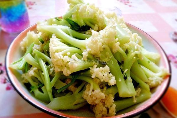 香芹炒菜花的做法图解7