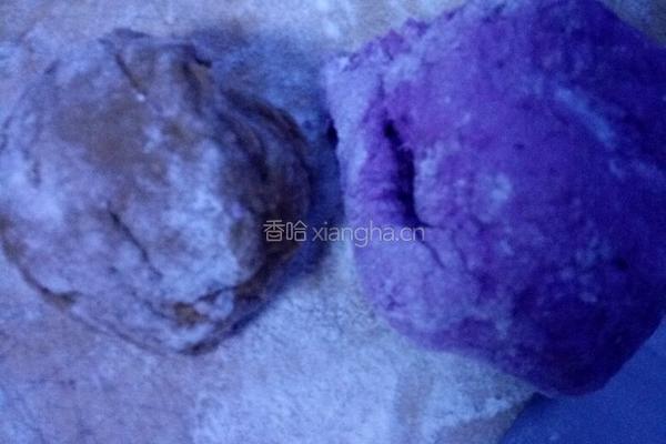 双色开花馒头的做法图解8
