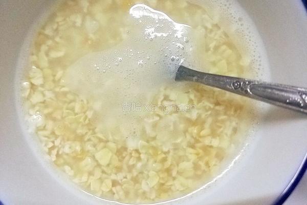 酸奶燕麦粥的做法图解2