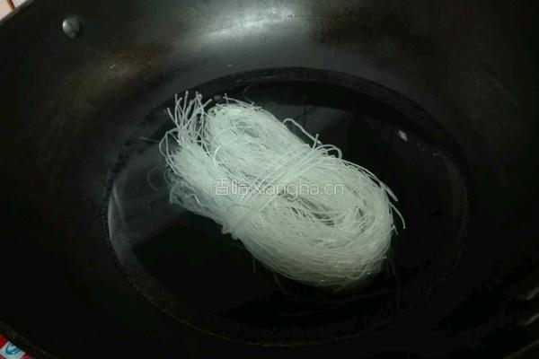 菠菜粉丝的做法图解2