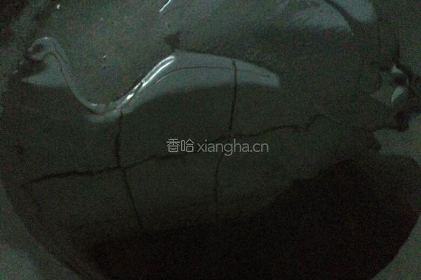 青椒炒肉皮的做法图解3