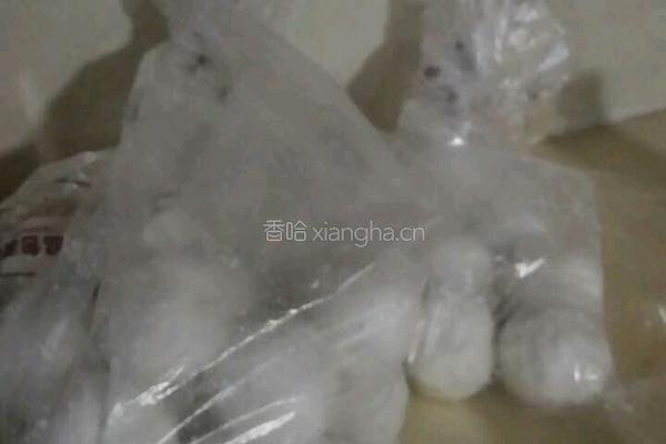 炒元宵的做法图解1