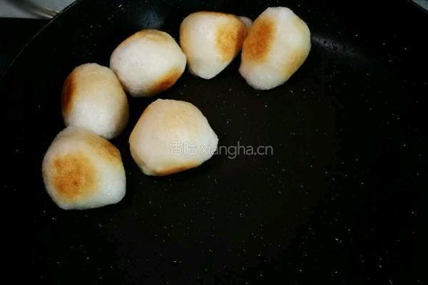 炒元宵的做法图解2