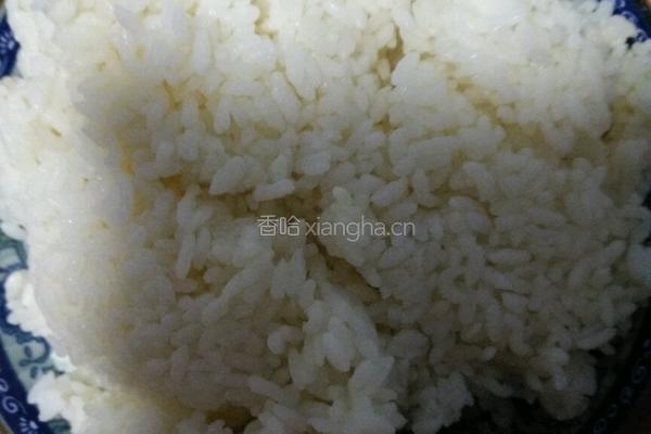 双蔬炒米（芹菜胡萝卜版）的做法图解3