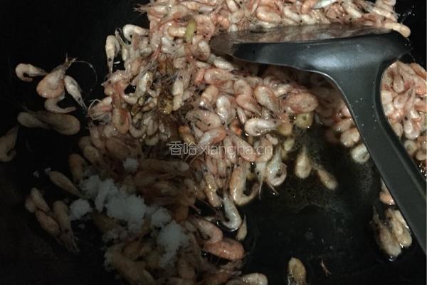 炒小河虾的做法图解5