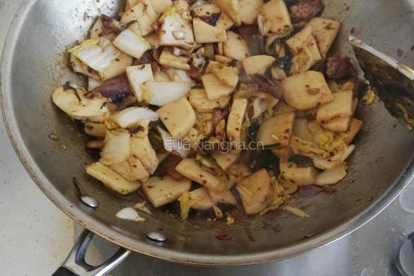 腾冲名菜 大救驾 炒饵块的做法图解7