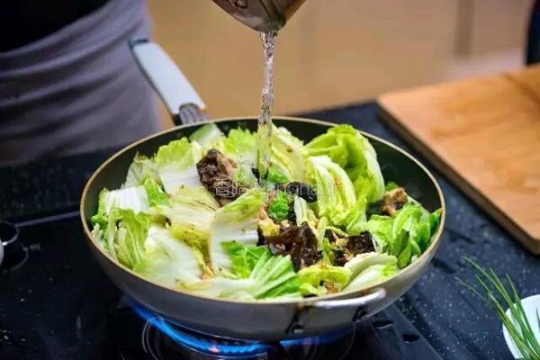 蛋酥卤白菜的做法图解9