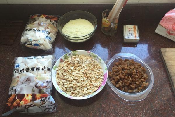 花生牛轧糖的做法图解1