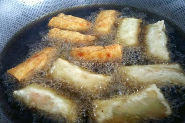 三丝春卷(馄饨皮)的做法图解6