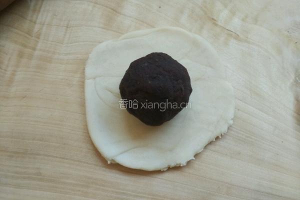 熊猫蛋黄酥的做法图解14