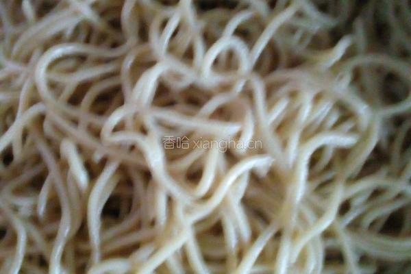 牛肉酱 热干面面的做法图解2