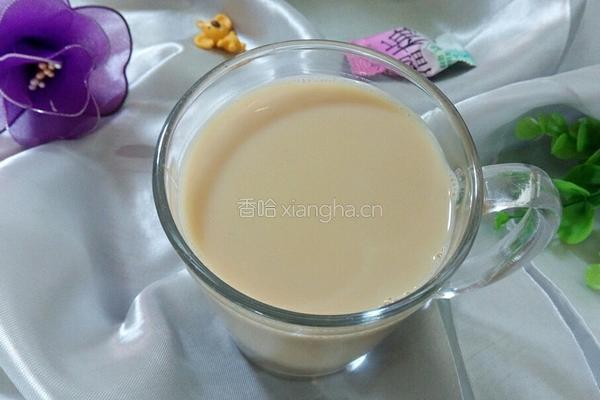 港式奶茶的做法图解12