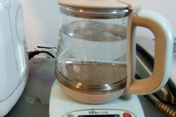 港式奶茶的做法图解2