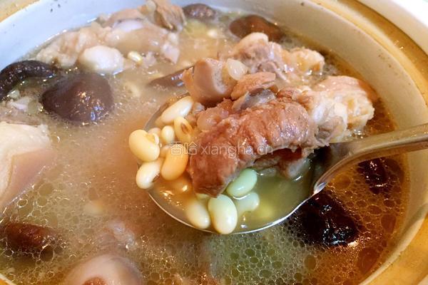 香菇黄豆大骨汤的做法图解7