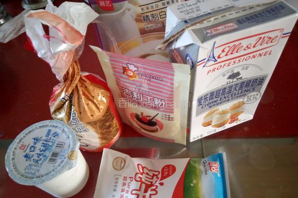 樱花慕斯蛋糕的做法图解1