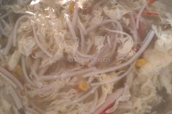 蟹肉玉米汤的做法图解7