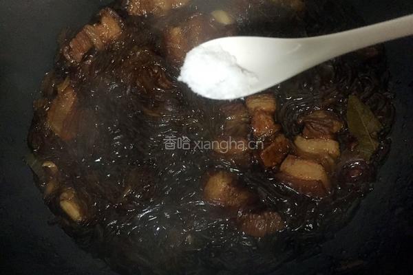猪肉炖粉条的做法图解12