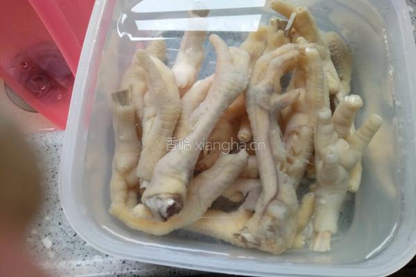 泡椒鸡爪的做法图解4