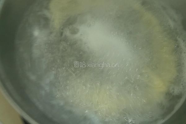 营养挂面汤的做法图解2