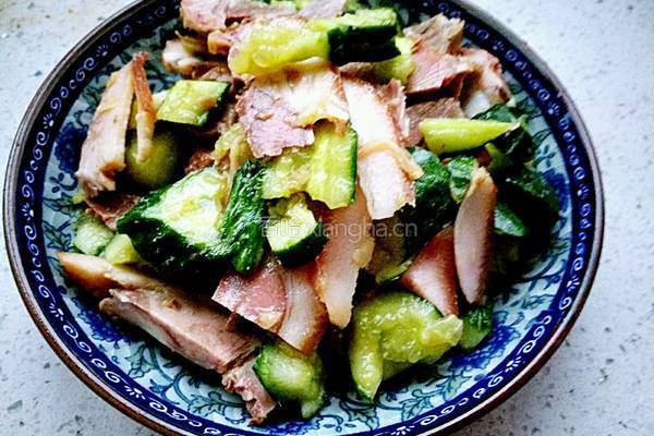 蒜拌猪头肉黄瓜的做法图解12