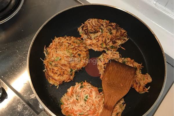 五香土豆饼的做法图解7