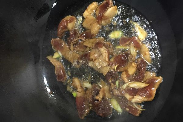 爆炒手撕包菜的做法图解3