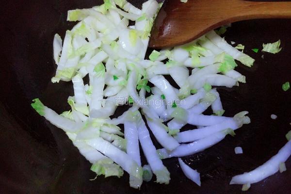 白菜炖粉条的做法图解9