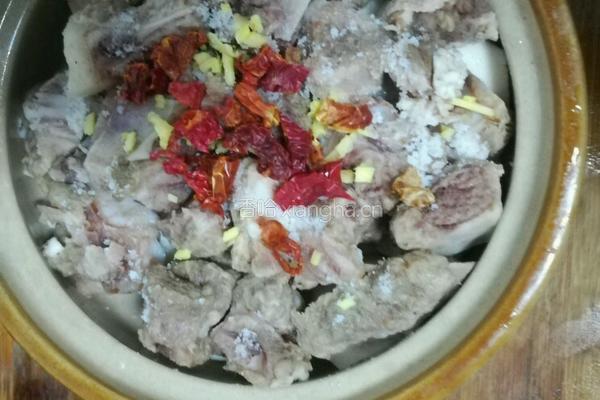 芋头蒸排骨的做法图解6