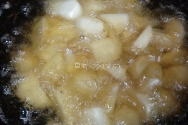 拔丝芋头的做法图解2