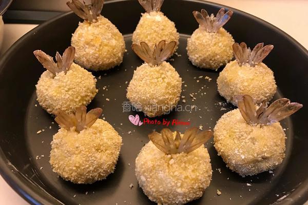 土豆凤尾虾球的做法图解3
