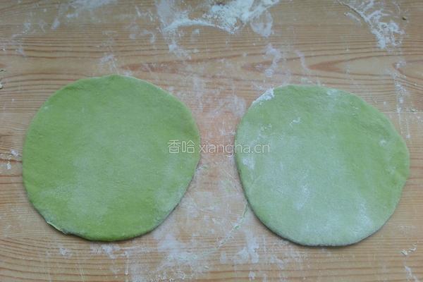 春色满餐桌之莲花卷的做法图解1