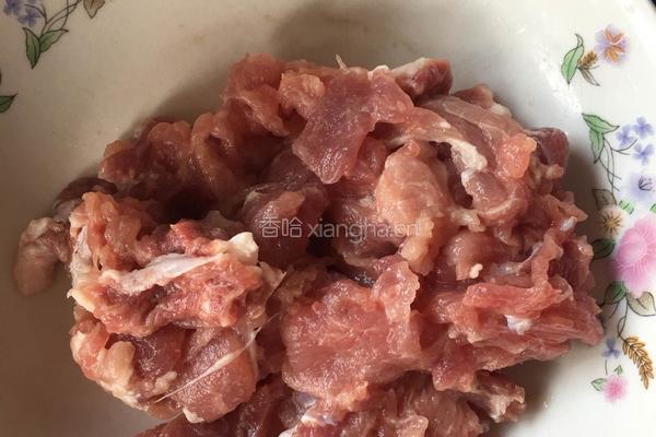 菌菇汆肉汤的做法图解2