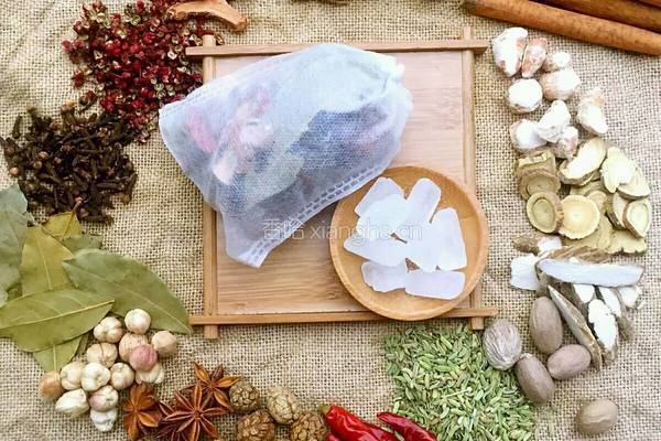 香辣卤豆干的做法图解1