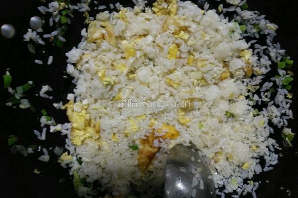 蒜苗鸡蛋炒米的做法图解11