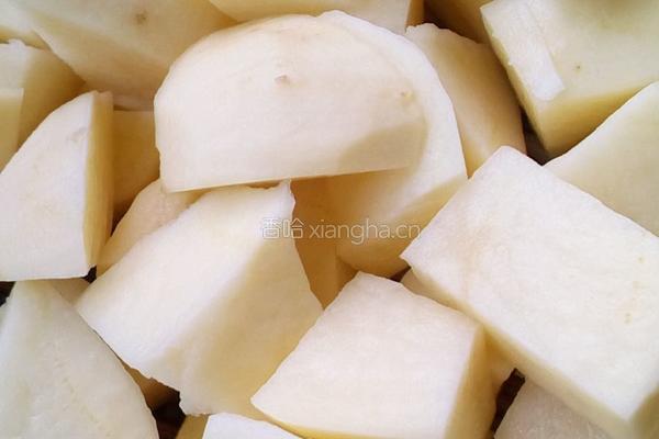 土豆烧排骨的做法图解4