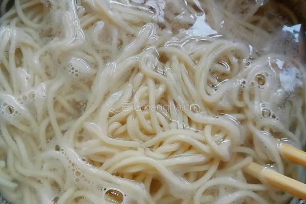 蚝油茄汁拌面的做法图解4
