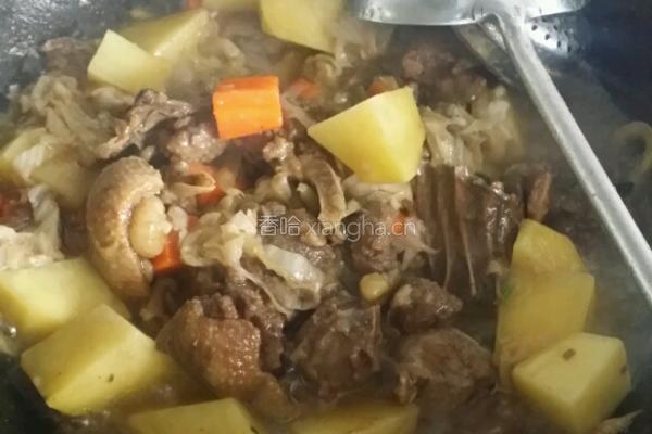 酸菜土豆炖鹅块的做法图解6