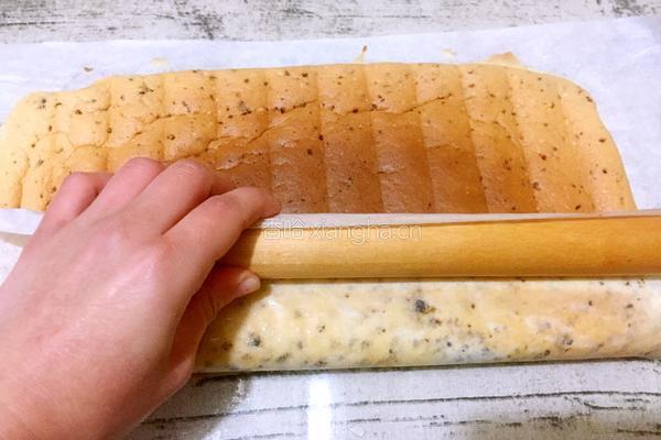 巧克力蛋糕卷的做法图解20