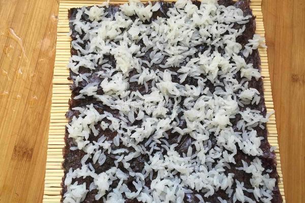 紫菜包饭的做法图解9