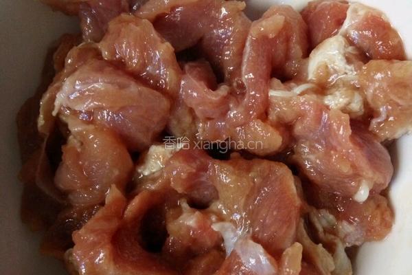 瘦肉炒莴苣片的做法图解4