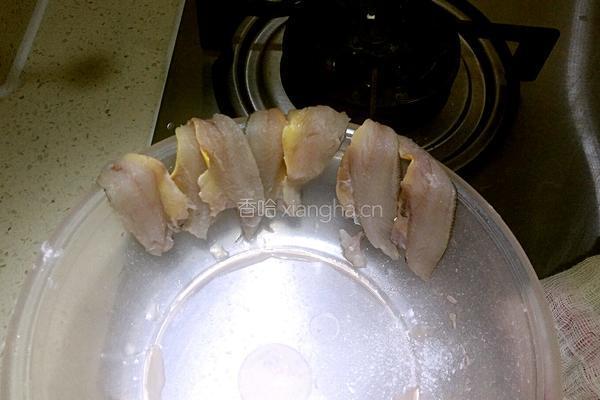 香酥怪味儿鱼的做法图解1