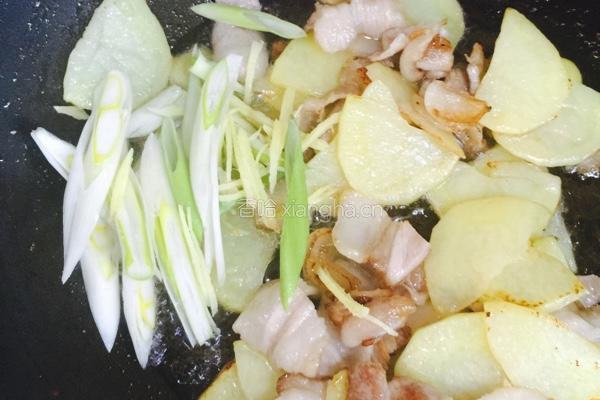 泡菜炒五花肉（改良版）的做法图解5