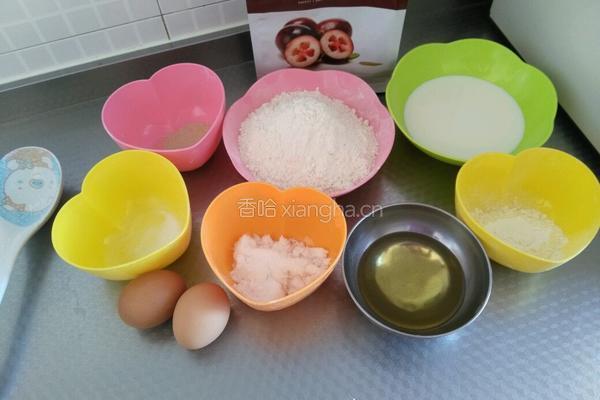 玉米油花环面包的做法图解1