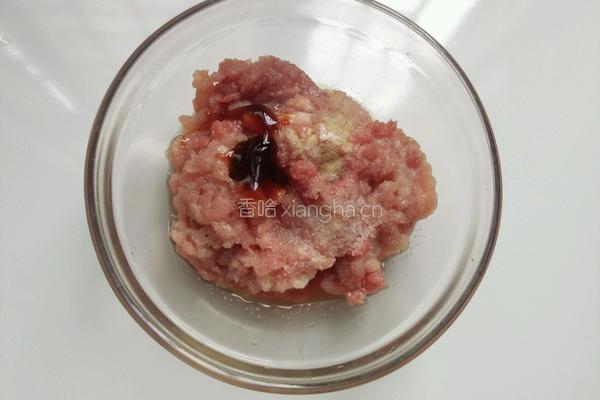 肉末土豆丁的做法图解2