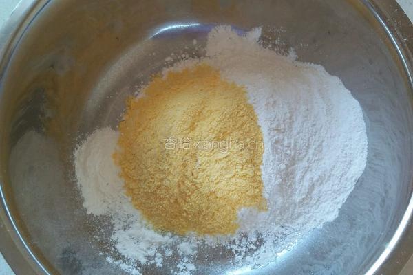 豆沙馅玉米面汤圆的做法图解1