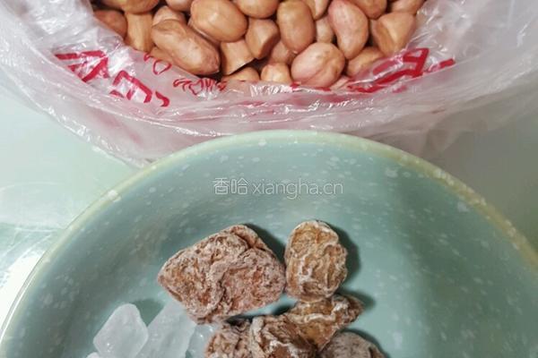 话梅花生的做法图解1
